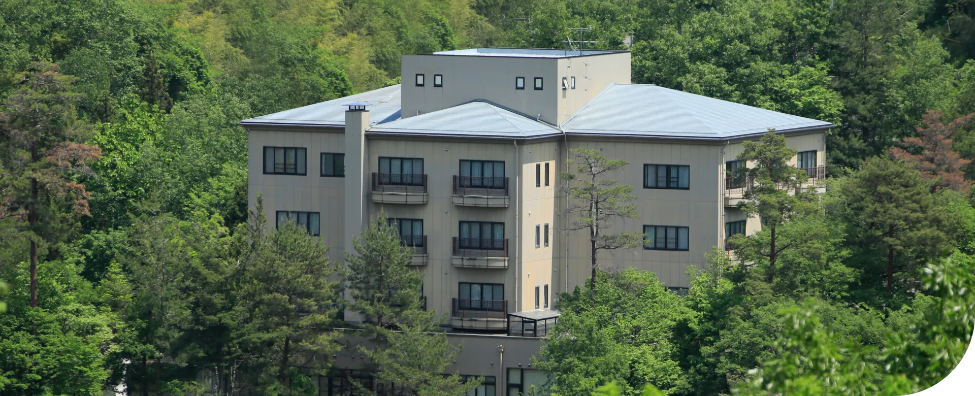 アクセス・周辺観光のメインビジュアル