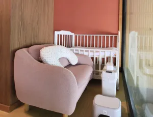 授乳スペース、ベビーベッド
