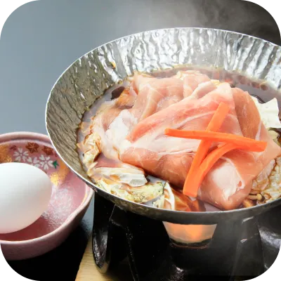 地元名産「千代幻豚」のすき焼き