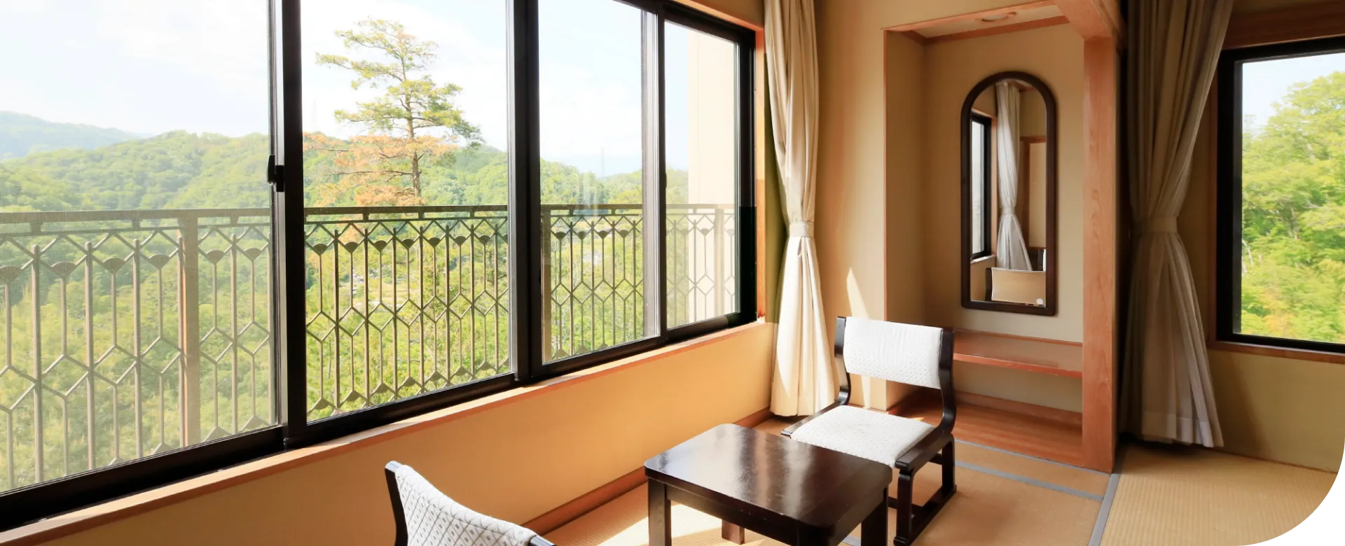 客室のメインビジュアル